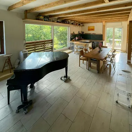 펜션 Design Loft In A Secluded Natural Retreat *